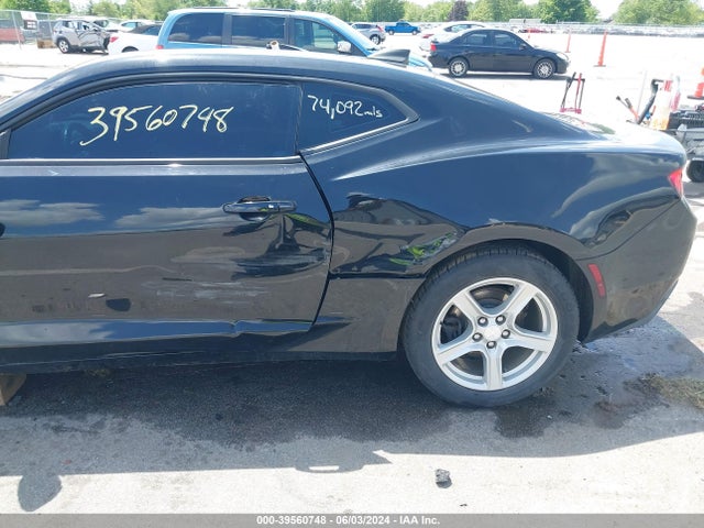 Chevrolet Camaro 1lt 2017 1G1FB1RX2H0107100 Image 19