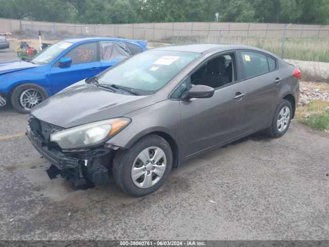KNAFK4A68E5072067 KIA FORTE LX