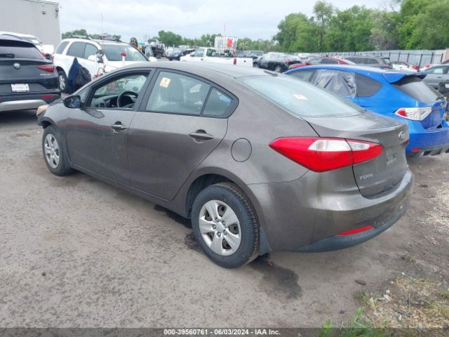 KNAFK4A68E5072067 KIA FORTE LX