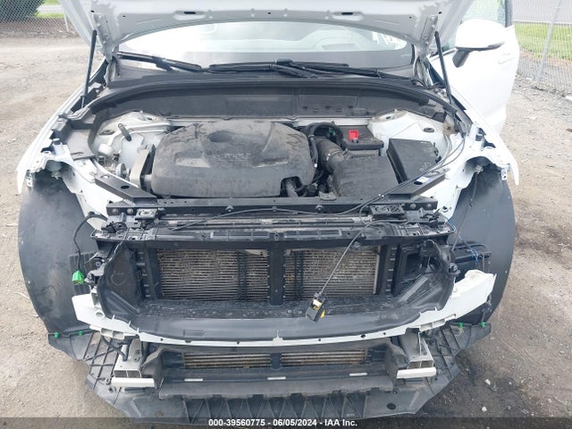 LYVA22RK5JB087445 Volvo Xc60 T6 Momentum
