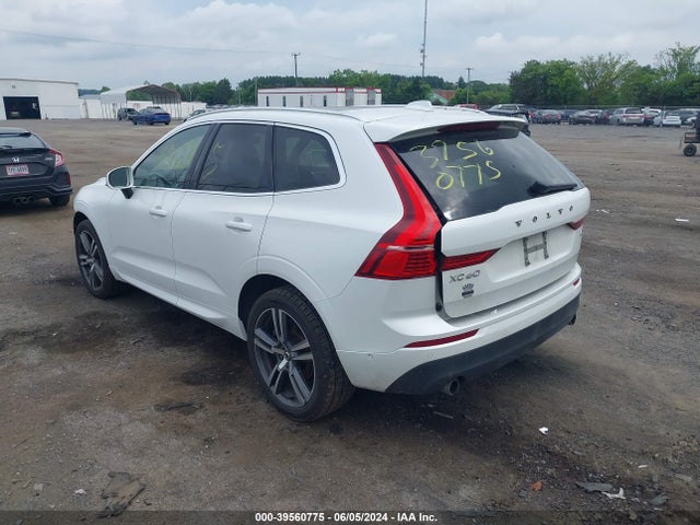 LYVA22RK5JB087445 Volvo Xc60 T6 Momentum