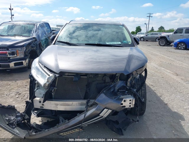 Toyota Highlander Xle 2018 5TDJZRFH7JS559300 Image 12