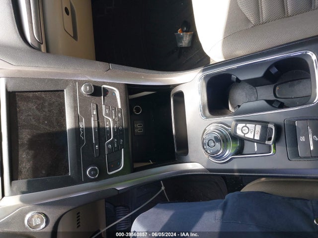 Ford Fusion Hybrid Se 2019 3FA6P0LU0KR220588 Image 11