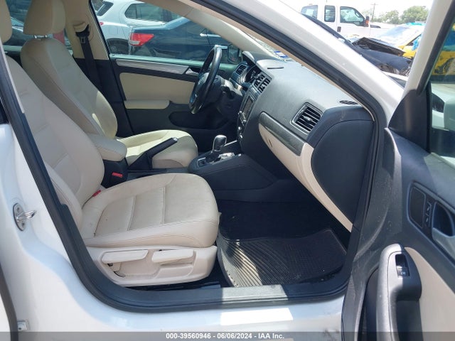 Volkswagen Jetta 1.4t Se 2017 3VWDB7AJ3HM384468 Image 5