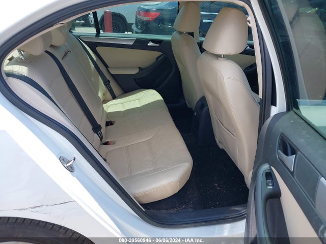 Volkswagen Jetta 1.4t Se 2017 3VWDB7AJ3HM384468 Image 8