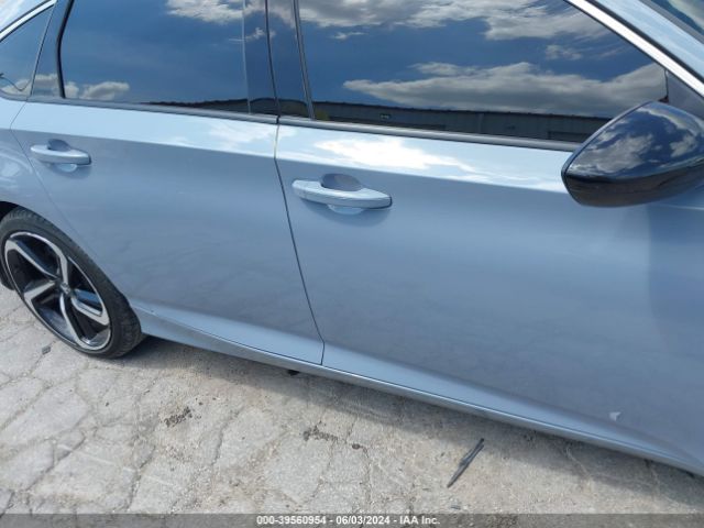 1HGCV3F28NA010433 Honda Accord Hybrid Sport