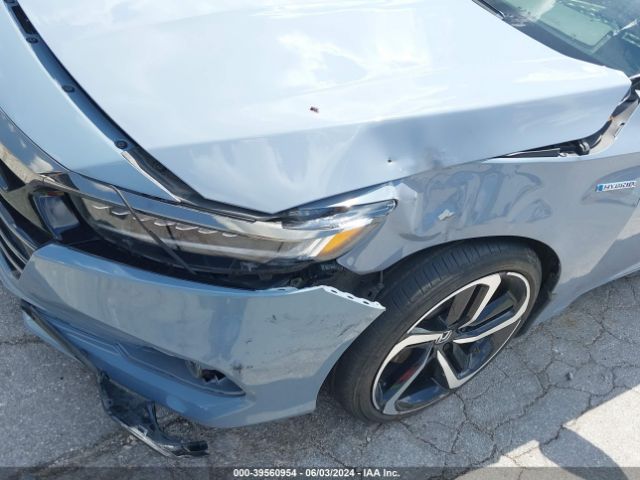 1HGCV3F28NA010433 Honda Accord Hybrid Sport