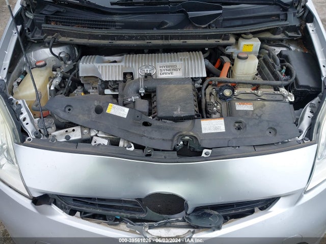 Toyota Prius Two 2015 JTDKN3DUXF1984768 Image 10