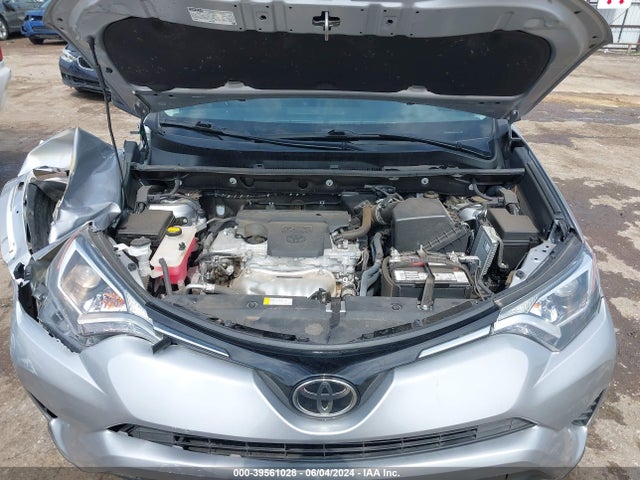 Toyota RAV4 LE 2017 2T3ZFREV8HW383062 Image 10