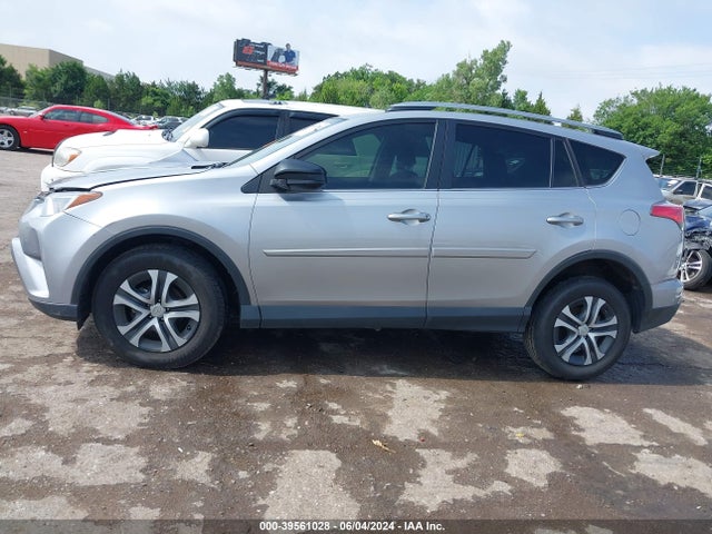 Toyota RAV4 LE 2017 2T3ZFREV8HW383062 Image 15