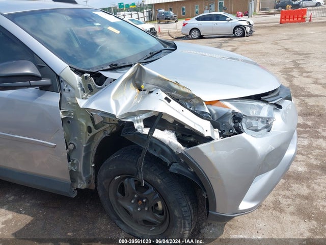 Toyota RAV4 LE 2017 2T3ZFREV8HW383062 Image 6
