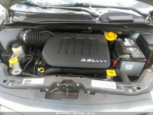 2C4RC1HG8FR562619 Chrysler Town & Country S