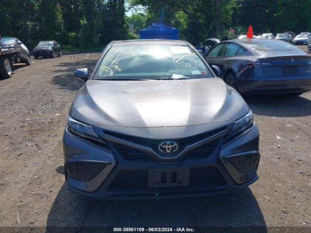 4T1G11BK2MU027789 Toyota Camry