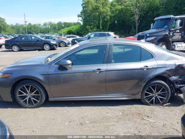 4T1G11BK2MU027789 Toyota Camry