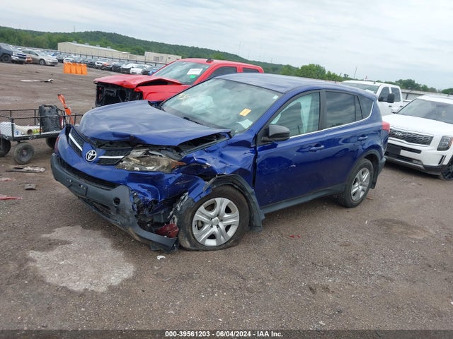 Toyota RAV4 LE 2015 2T3BFREV8FW386896 Image 2