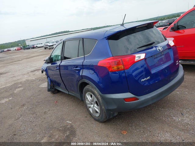 Toyota RAV4 LE 2015 2T3BFREV8FW386896 Image 3