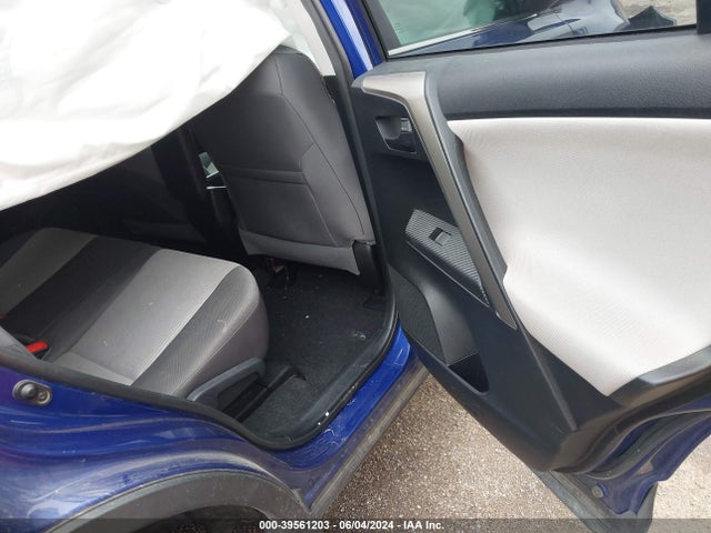 Toyota RAV4 LE 2015 2T3BFREV8FW386896 Image 8