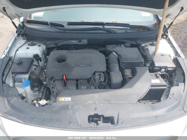 Hyundai SONATA SE 2015 5NPE24AF2FH255674 Image 10