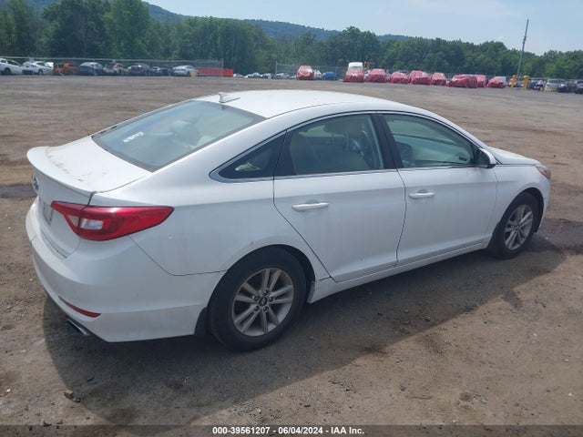 Hyundai SONATA SE 2015 5NPE24AF2FH255674 Image 4