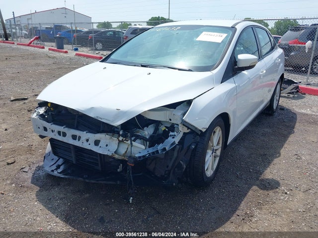Ford FOCUS SE 2015 1FADP3F26FL295626 Image 6