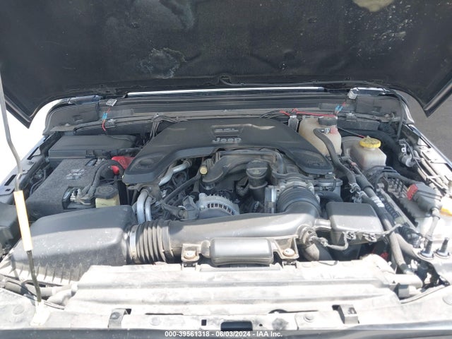 1C4HJXDGXJW151250 Jeep Wrangler Unlimited Sport 4x4