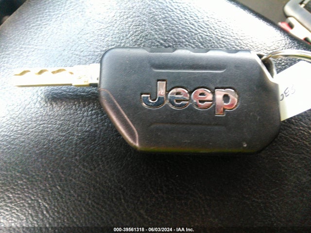 1C4HJXDGXJW151250 Jeep Wrangler Unlimited Sport 4x4