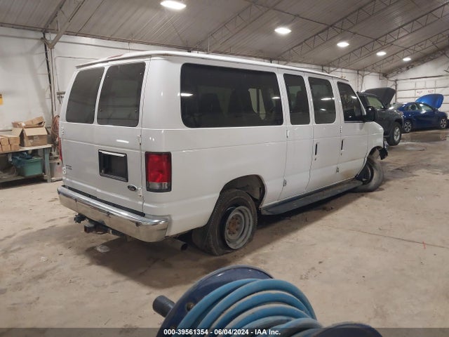 Ford E-350 Super Duty Xlt 2014 1FBNE3BL6EDA03912 Image 4