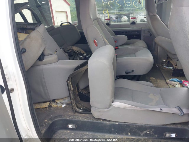 Ford E-350 Super Duty Xlt 2014 1FBNE3BL6EDA03912 Image 8