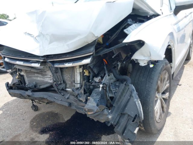 3VV3B7AXXJM214229 Volkswagen Tiguan 2.0t Se/2.0t Sel