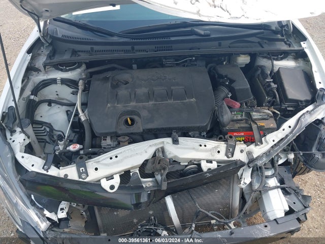 Toyota COROLLA LE 2018 2T1BURHE5JC009768 Image 10