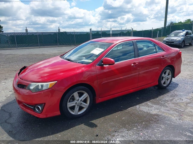 Toyota CAMRY SE 2014 4T1BF1FK7EU752828 Image 2