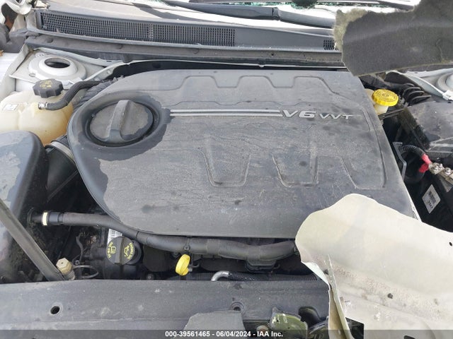 1C3CCCBG1FN706295 Chrysler 200 S