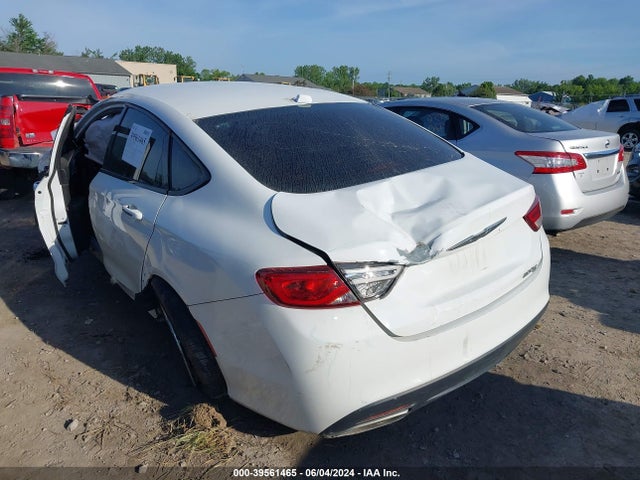 1C3CCCBG1FN706295 Chrysler 200 S
