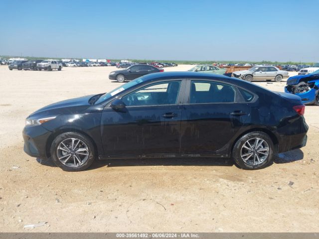 3KPF24AD9RE735013 KIA Forte Lxs