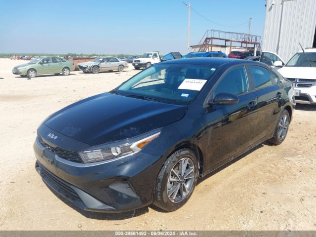 3KPF24AD9RE735013 KIA Forte Lxs
