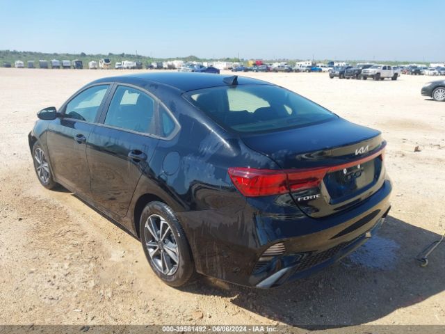 3KPF24AD9RE735013 KIA Forte Lxs