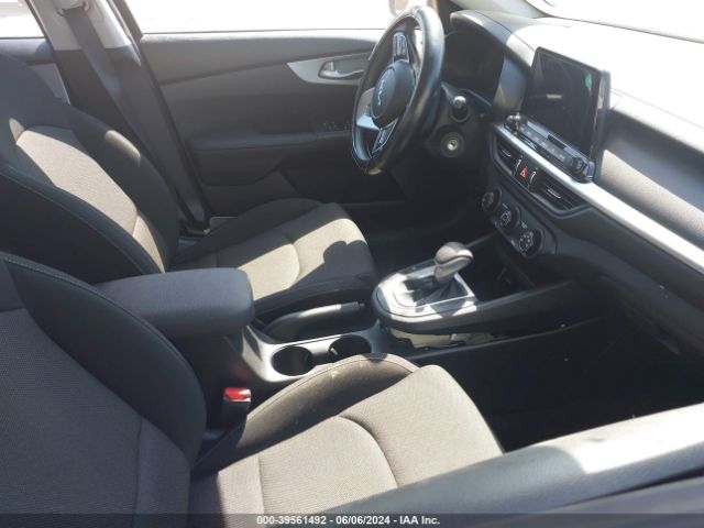 3KPF24AD9RE735013 KIA Forte Lxs