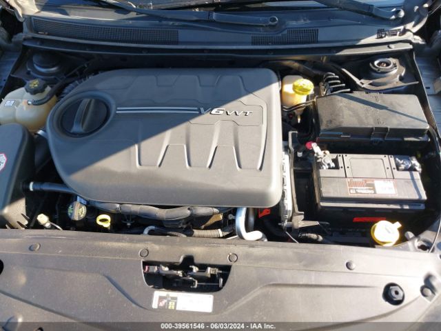 1C3CCCDGXGN148008 Chrysler 200 S