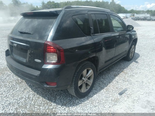 1C4NJDEB1ED621526 Jeep Compass Latitude