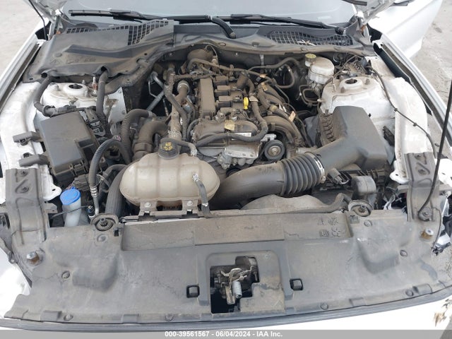 Ford Mustang Ecoboost Premium Fastback 2022 1FA6P8TH7N5105740 Image 10