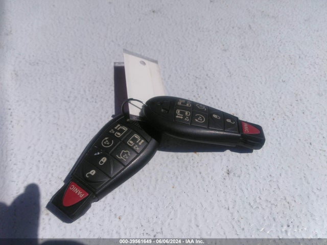 2C4RC1CG1ER284930 Chrysler Town & Country Touring-l