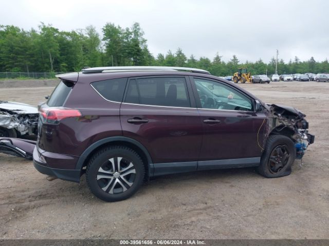 2T3BFREV8JW780066 Toyota RAV4 LE
