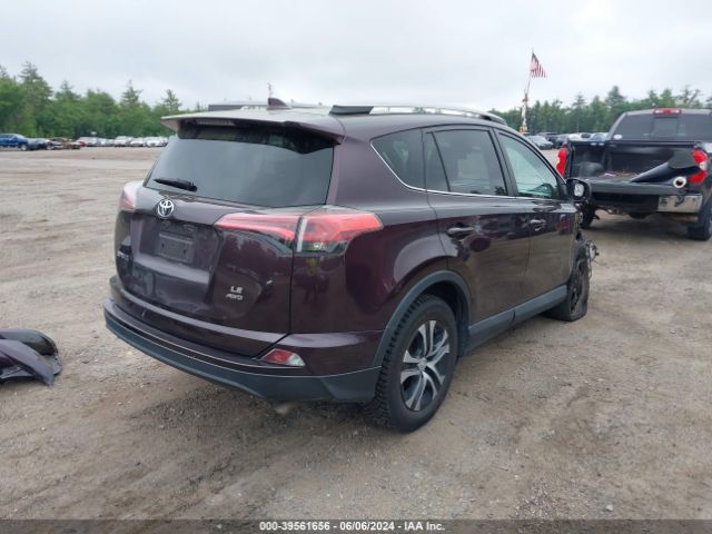 2T3BFREV8JW780066 Toyota RAV4 LE