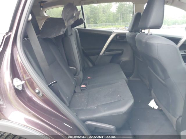 2T3BFREV8JW780066 Toyota RAV4 LE