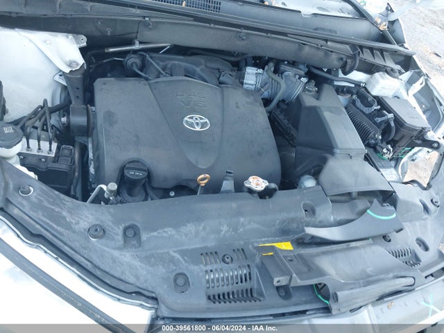 Toyota Highlander Xle 2019 5TDJZRFH5KS576906 Image 10
