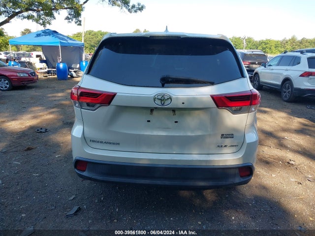 Toyota Highlander Xle 2019 5TDJZRFH5KS576906 Image 16