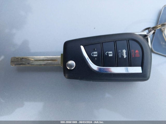 Toyota COROLLA LE 2022 5YFEPMAEXNP273723 Image 11