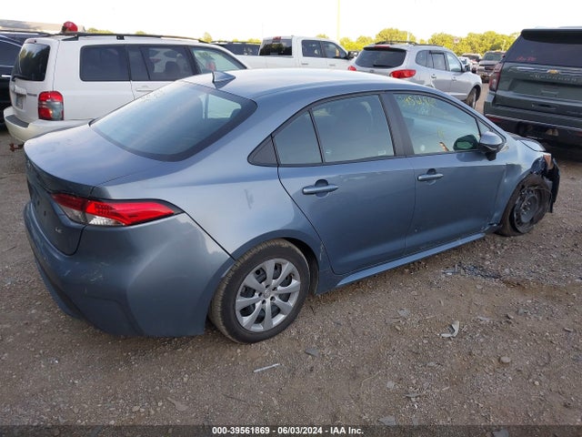 Toyota COROLLA LE 2022 5YFEPMAEXNP273723 Image 4