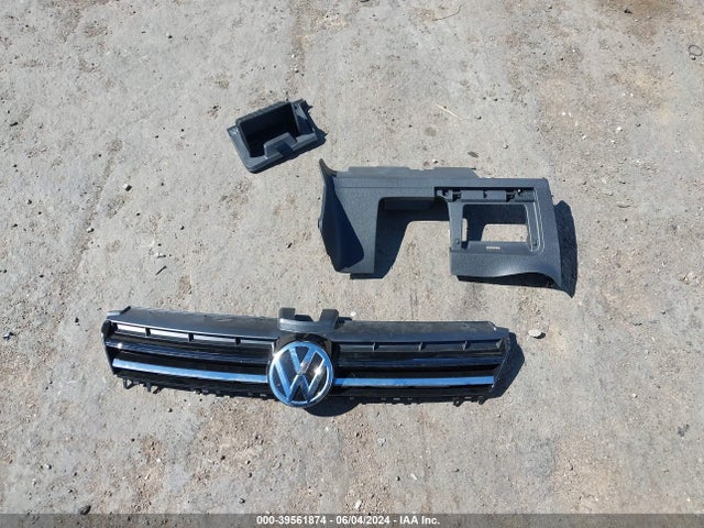 3VWRA7AU5FM094815 Volkswagen Golf Tdi Se 4-door