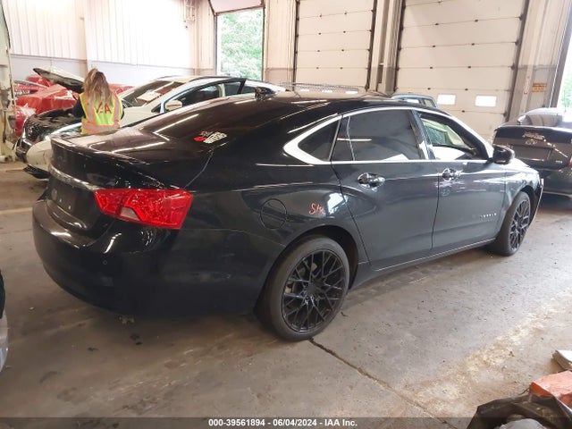Chevrolet IMPALA 1LT 2018 2G1105S33J9105950 Image 4